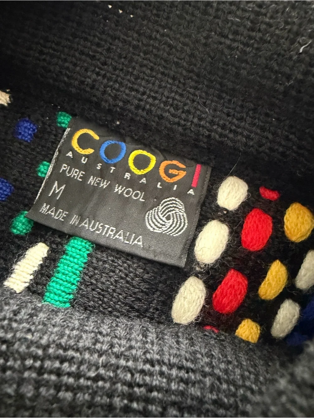 🔥 Vintage Authentic COOGI Australia Pure New Wool 3D Knit Sweater (Medium)